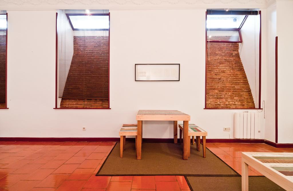 Apartamentos Madrid Retiro ภายนอก รูปภาพ