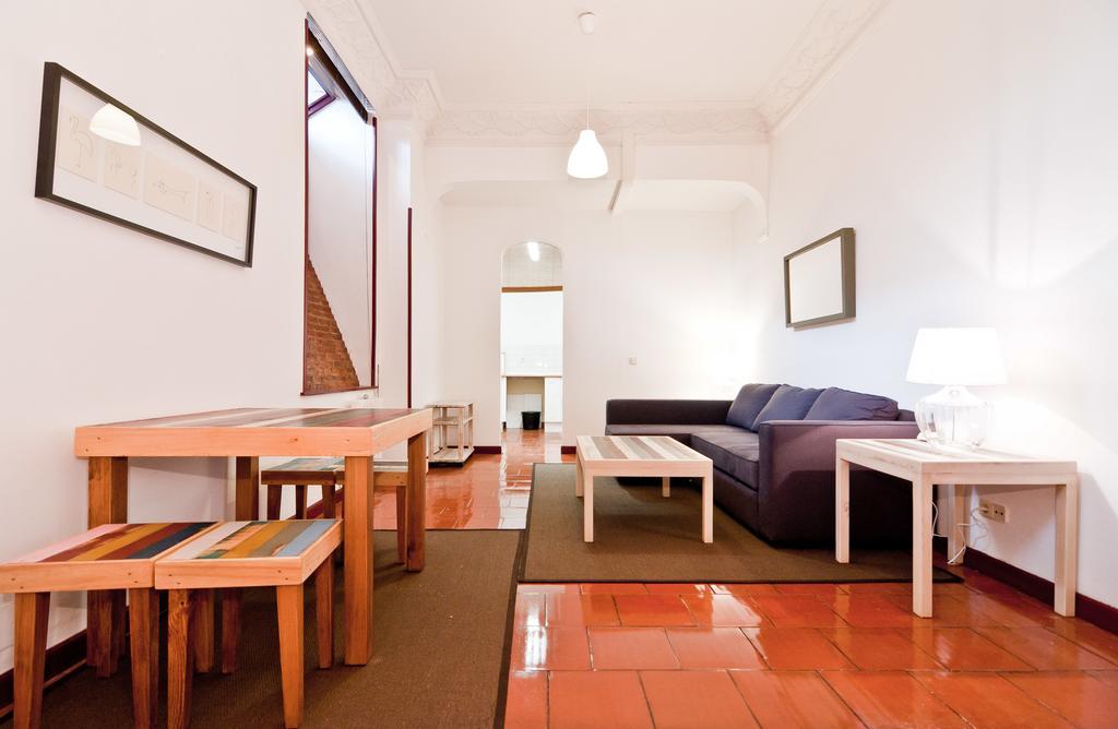 Apartamentos Madrid Retiro ภายนอก รูปภาพ