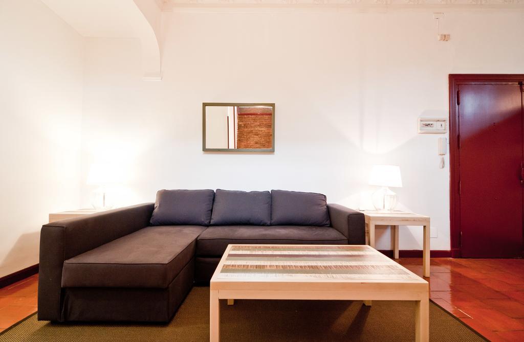 Apartamentos Madrid Retiro ภายนอก รูปภาพ