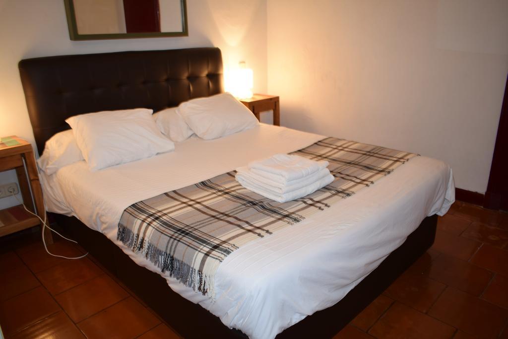 Apartamentos Madrid Retiro ภายนอก รูปภาพ