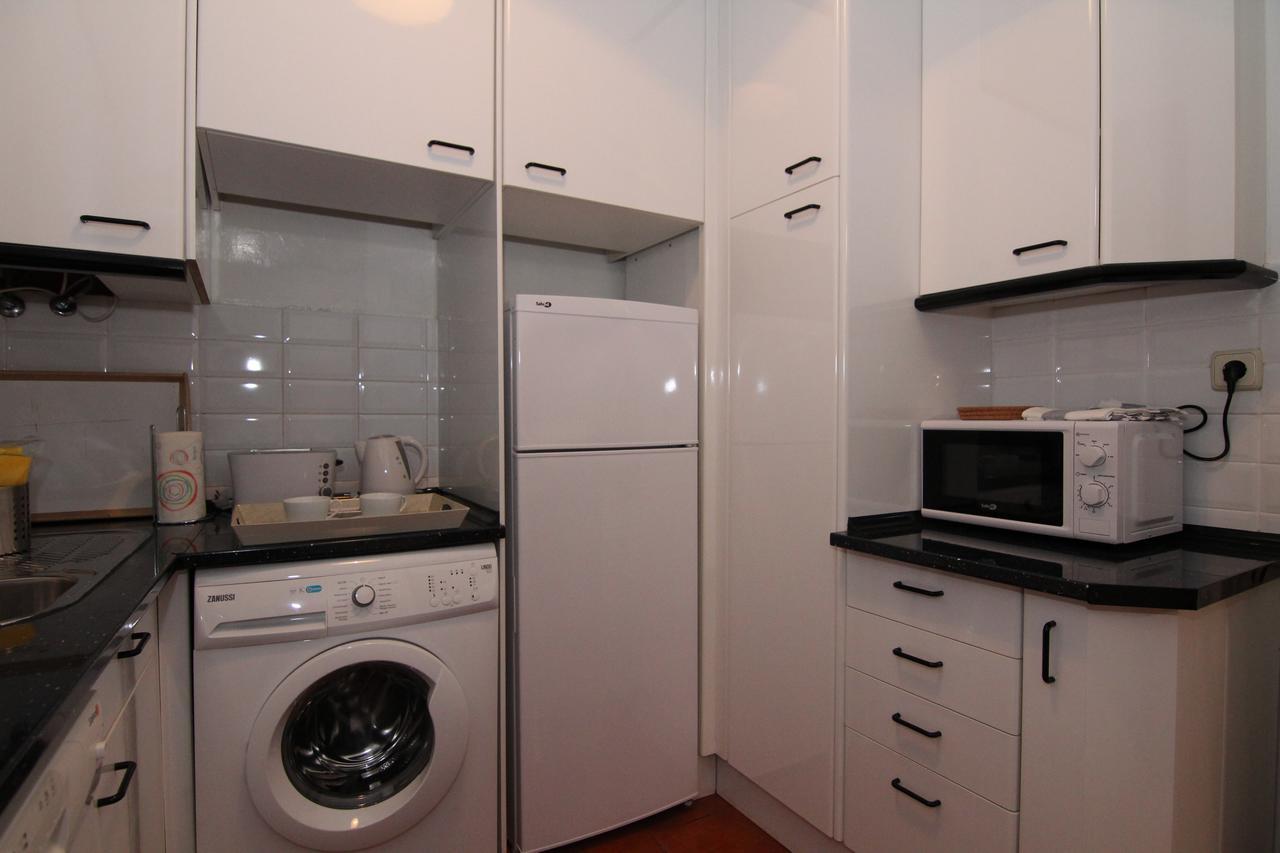 Apartamentos Madrid Retiro ภายนอก รูปภาพ