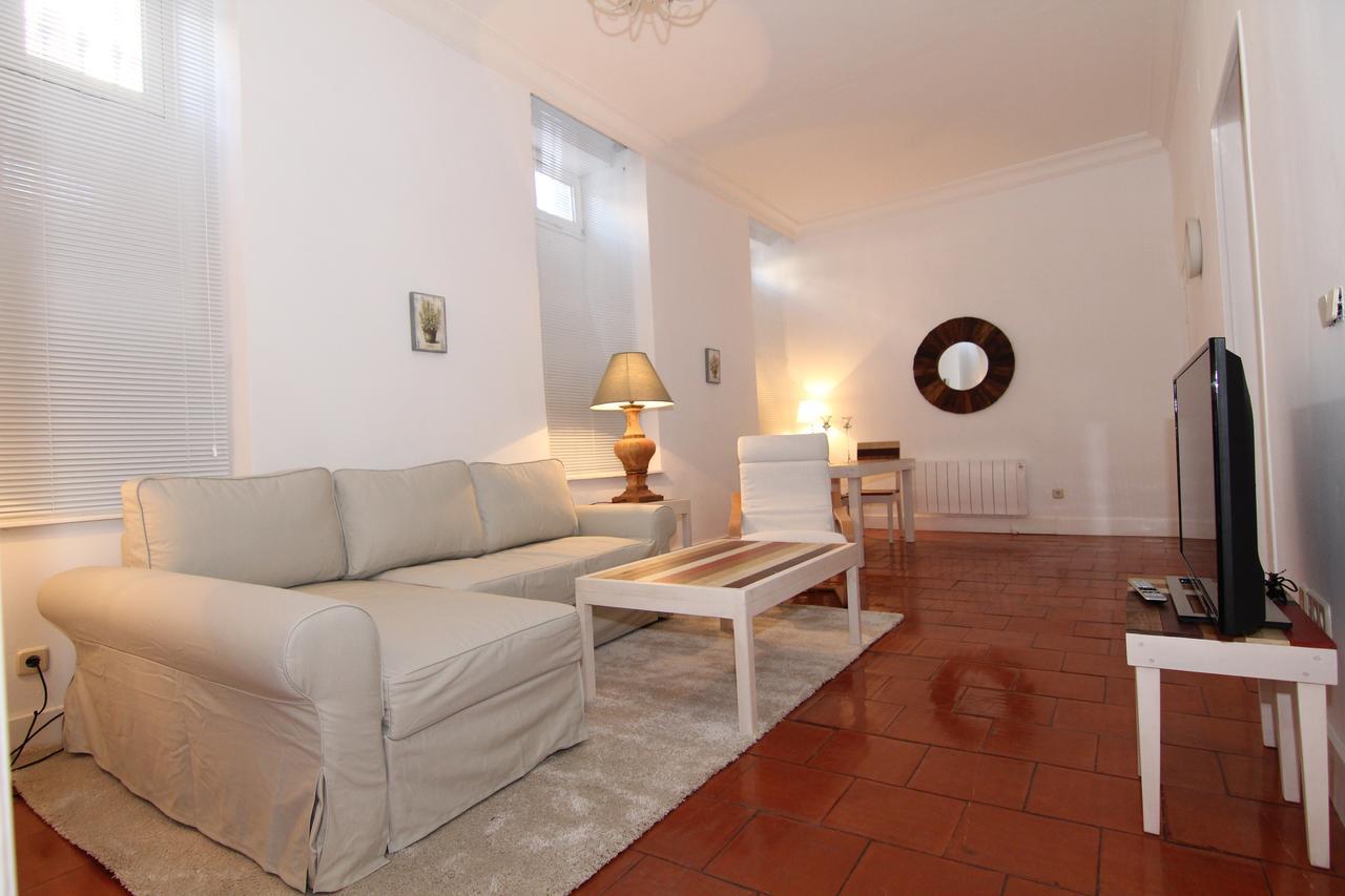 Apartamentos Madrid Retiro ภายนอก รูปภาพ