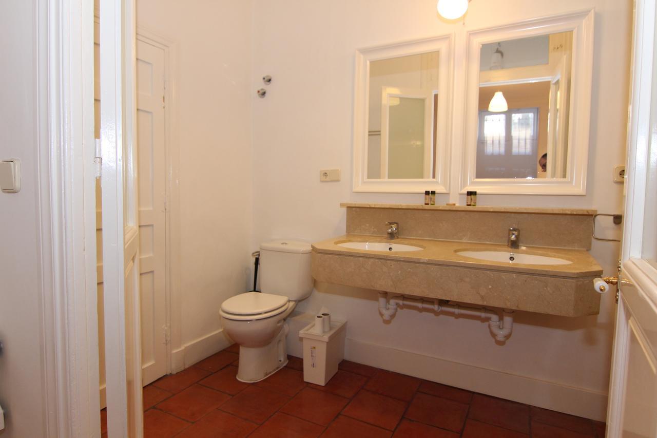 Apartamentos Madrid Retiro ภายนอก รูปภาพ